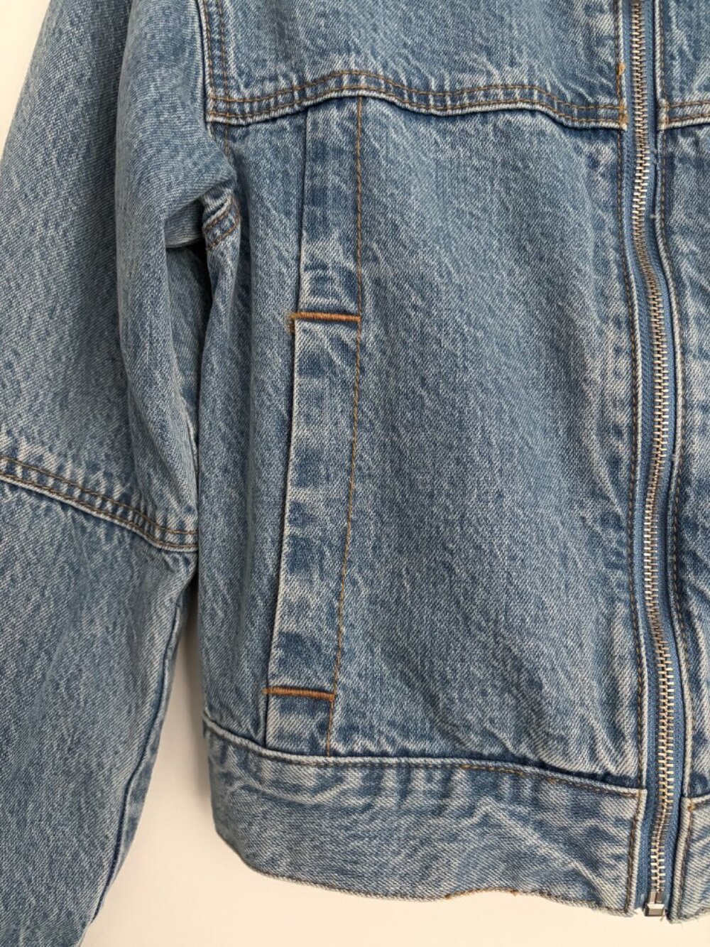 Abercrombie & Fitch Zip Up Denim Jacket - Picture 4 of 5